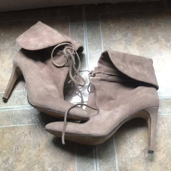 Ankle boots - Picture 2 of 2